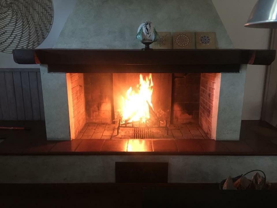 Mezzomerico Agriturismo Cargandinoヴィラ エクステリア 写真